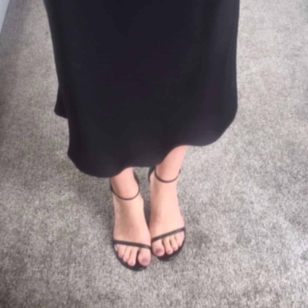 *WORN ONCE* Stuart Weitzman HEELS SIZE 9